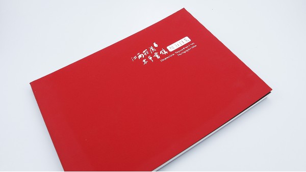 畫冊印刷，企業(yè)展示品牌介紹產(chǎn)品的必備工具-古得堡印刷